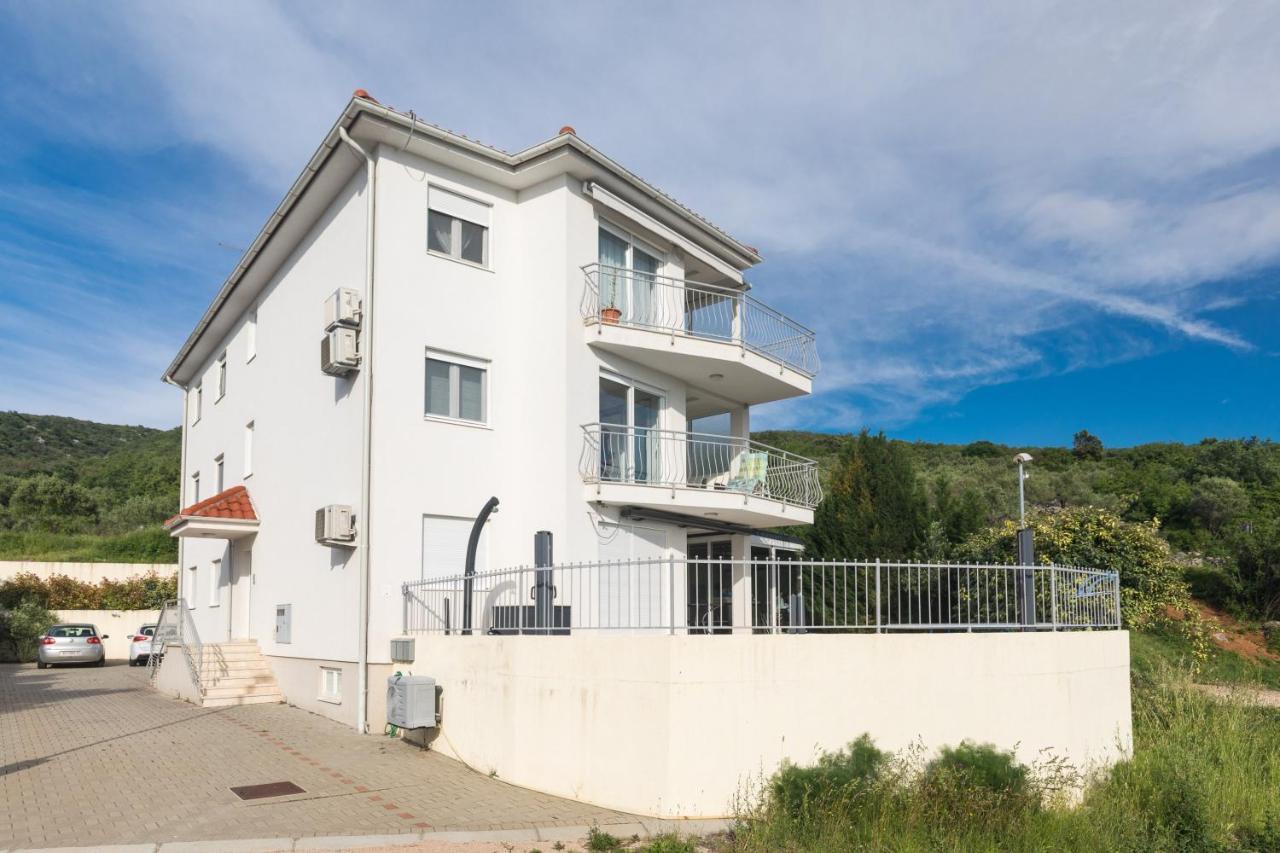 Apartment Salvagno Punat Bagian luar foto